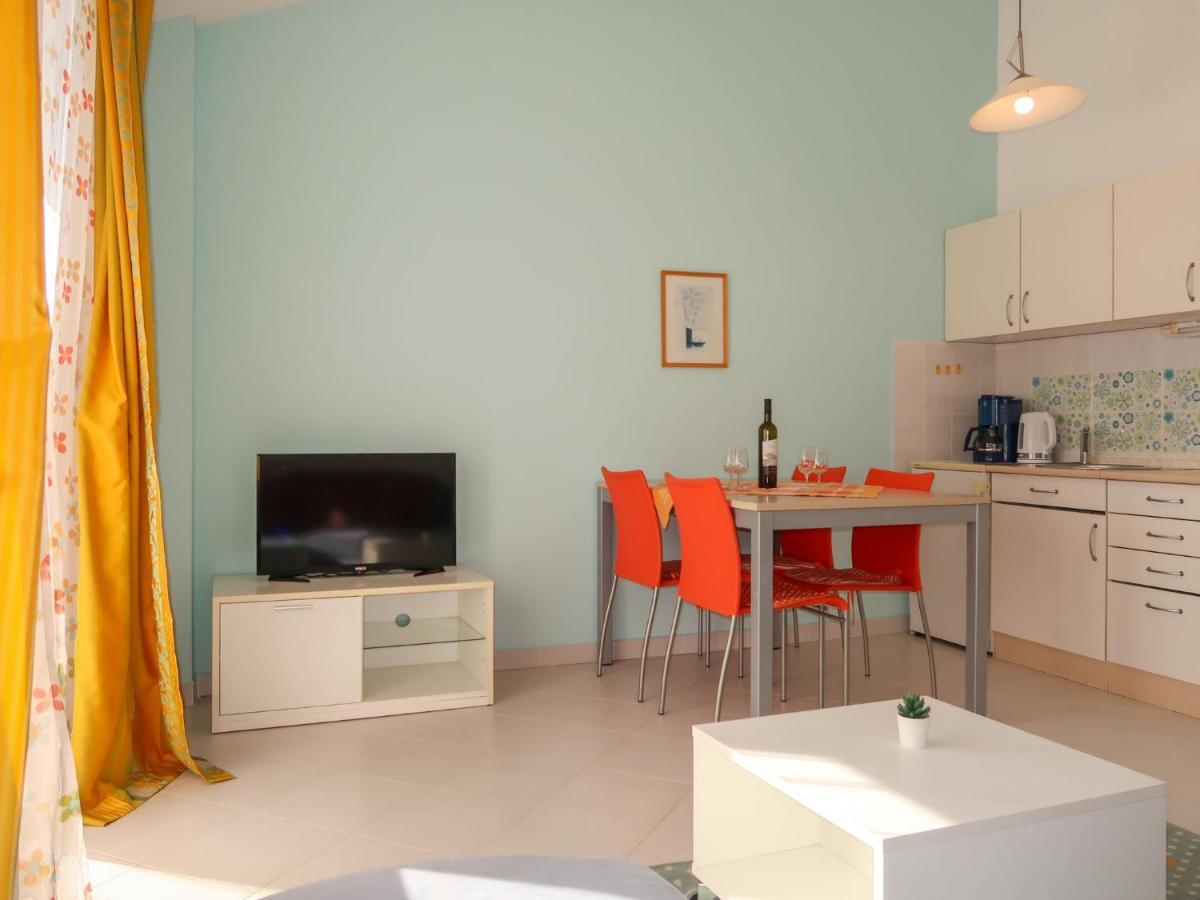 Apartment Elena - Snj115 By Interhome Сен Екстериор снимка